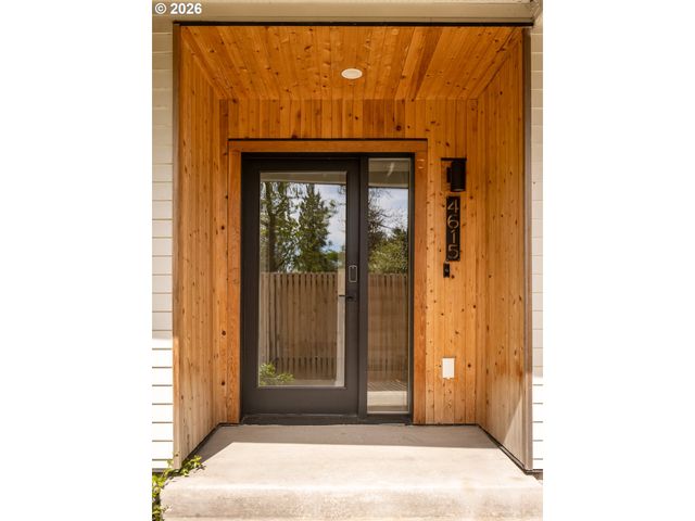 4615 N CAMPBELL Ave, Portland, OR 97217