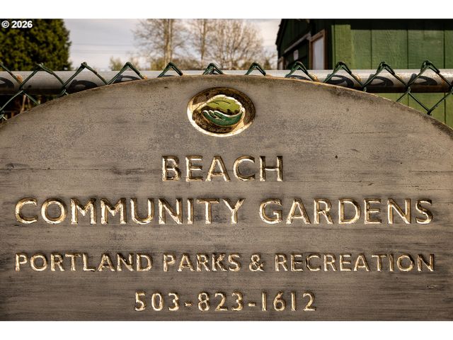 4615 N CAMPBELL Ave, Portland, OR 97217