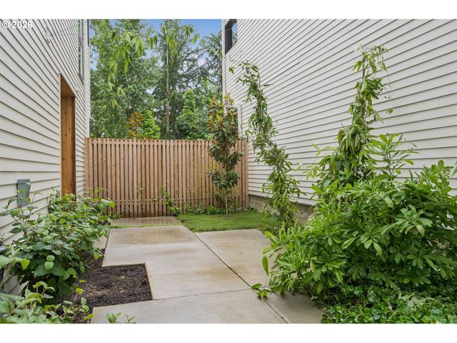 4615 N CAMPBELL Ave, Portland, OR 97217