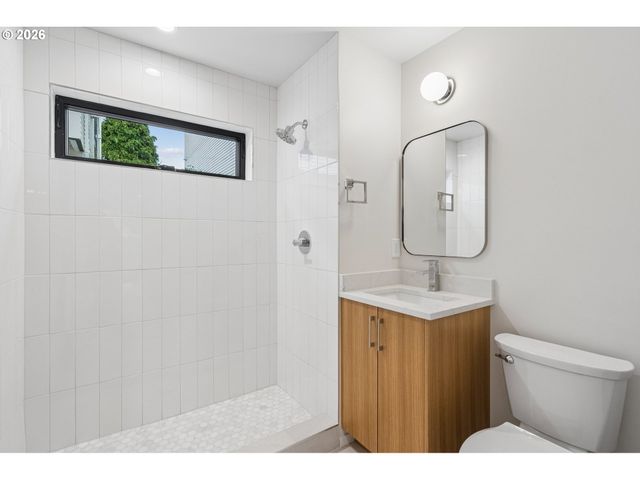 4615 N CAMPBELL Ave, Portland, OR 97217