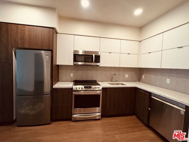 3980 Wilshire Boulevard 304, Los Angeles, CA 90010