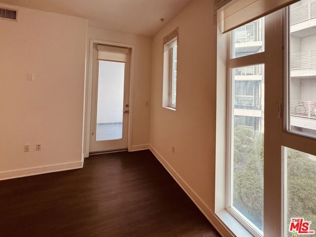 3980 Wilshire Boulevard 304, Los Angeles, CA 90010