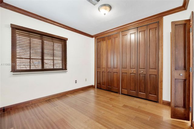 231 Majorca Ave F, Coral Gables, FL 33134