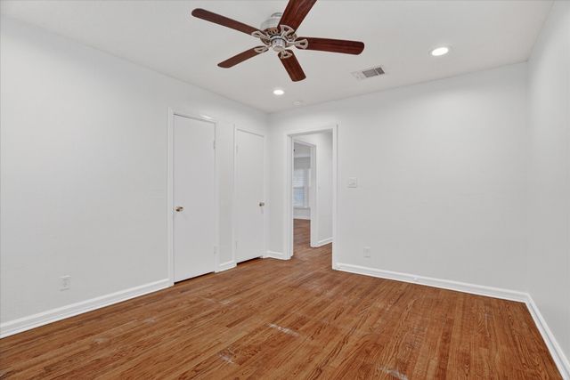 4309 Curzon Avenue, Fort Worth, TX 76107