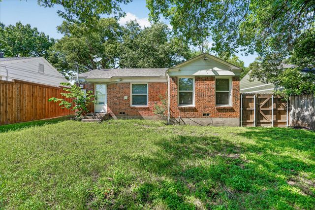 4309 Curzon Avenue, Fort Worth, TX 76107