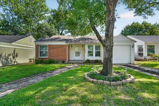 4309 Curzon Avenue, Fort Worth, TX 76107