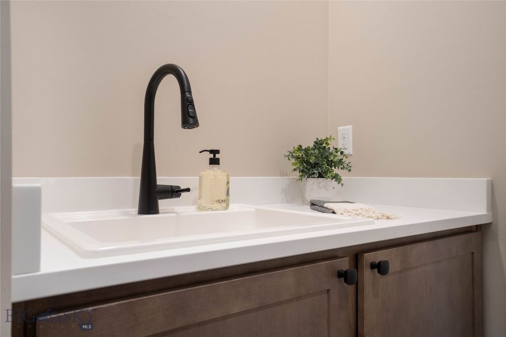 235 Bridger Vale Drive, Bozeman, MT 59715 photo 25