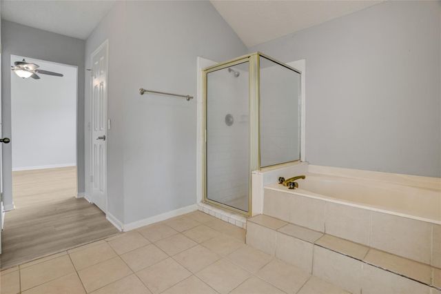307 E Sutton Square, Stafford, TX 77477