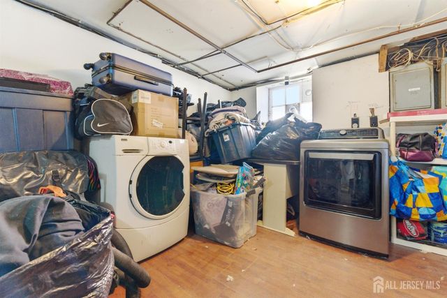 52 Park Avenue, Flemington, NJ 08822