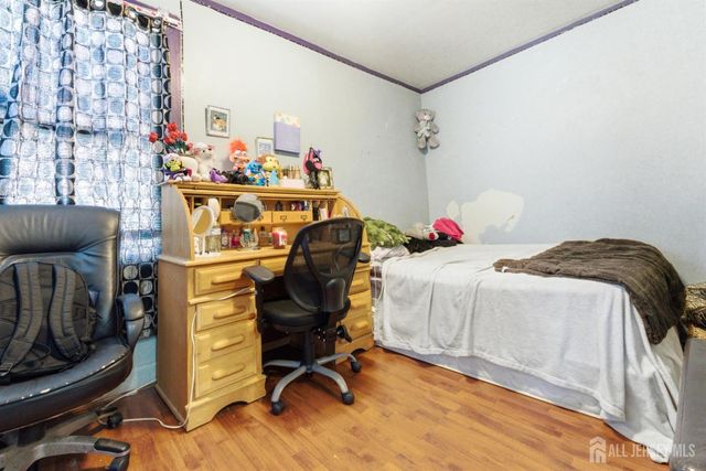 52 Park Avenue, Flemington, NJ 08822