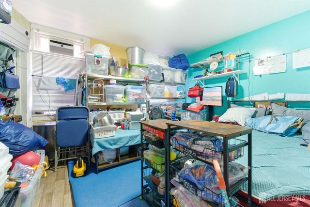 52 Park Avenue, Flemington, NJ 08822