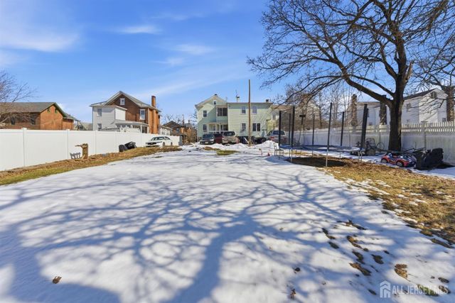 52 Park Avenue, Flemington, NJ 08822