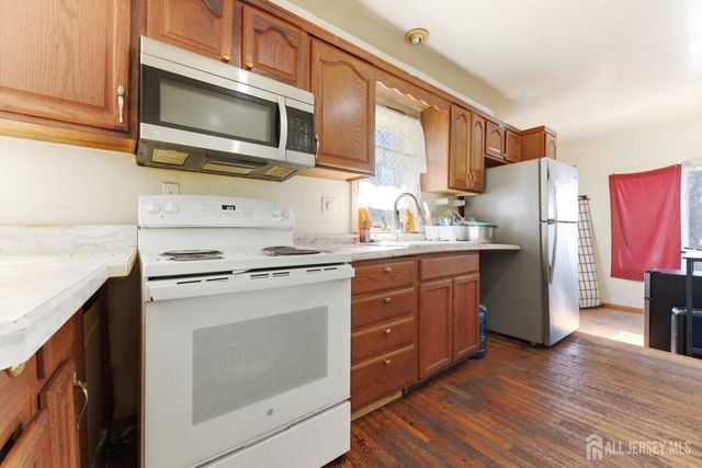 52 Park Avenue, Flemington, NJ 08822