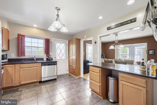 1827 EDGEWOOD RD, Towson, MD 21286