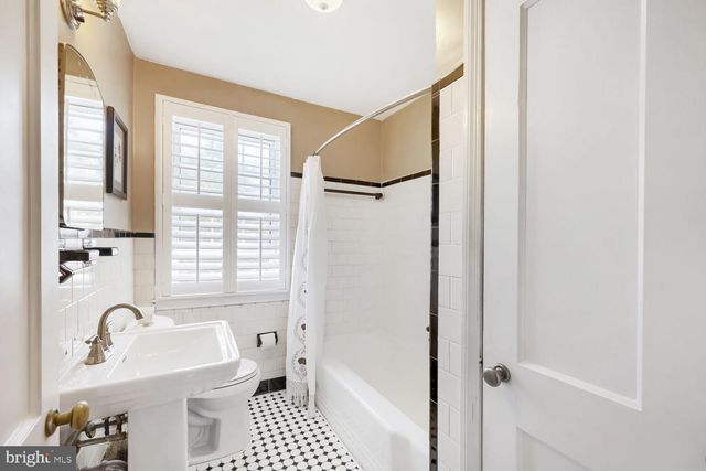 1827 EDGEWOOD RD, Towson, MD 21286