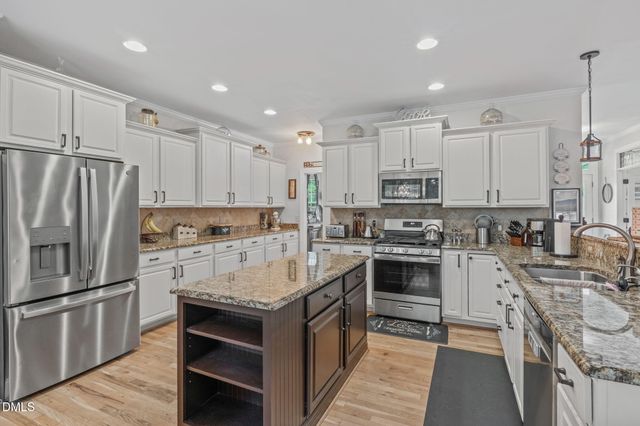 126 Gwendolyn Way, Fuquay Varina, NC 27526