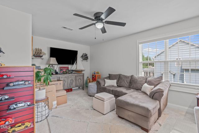 126 Gwendolyn Way, Fuquay Varina, NC 27526