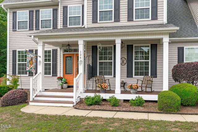 126 Gwendolyn Way, Fuquay Varina, NC 27526