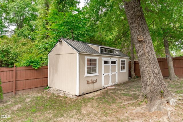 126 Gwendolyn Way, Fuquay Varina, NC 27526