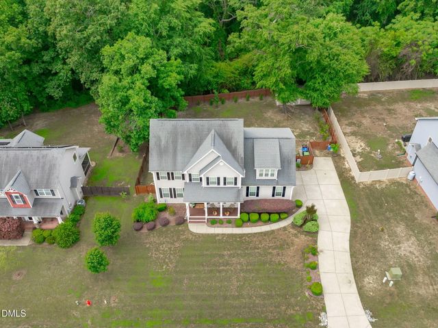 126 Gwendolyn Way, Fuquay Varina, NC 27526