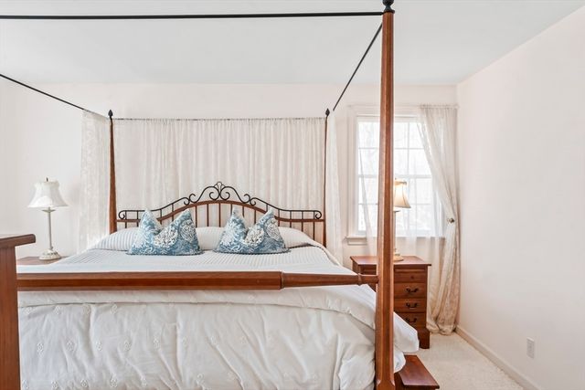 81 Whalers Walk, Edgartown, MA 02539