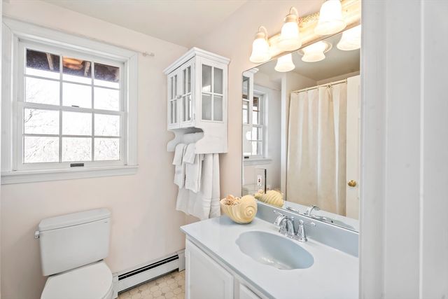 81 Whalers Walk, Edgartown, MA 02539