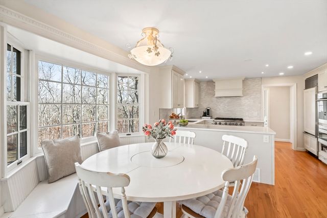 81 Whalers Walk, Edgartown, MA 02539