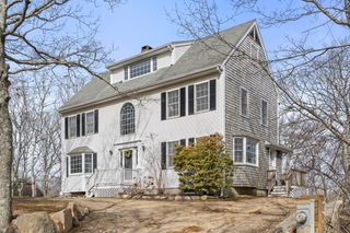 81 Whalers Walk, Edgartown, MA 02539