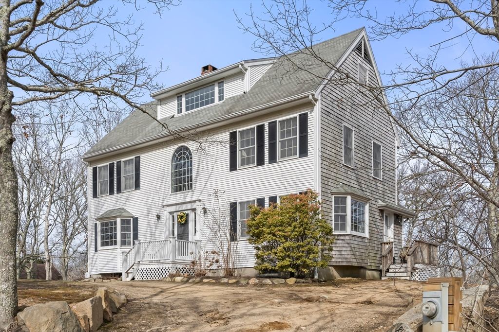 81 Whalers Walk, Edgartown, MA 02539