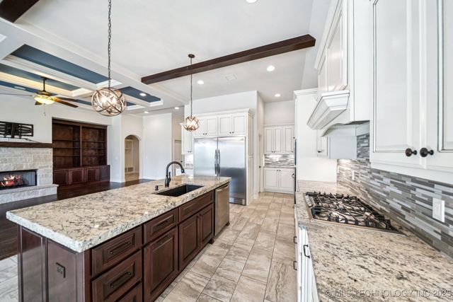 13006 S 2nd Street, Jenks, OK 74037