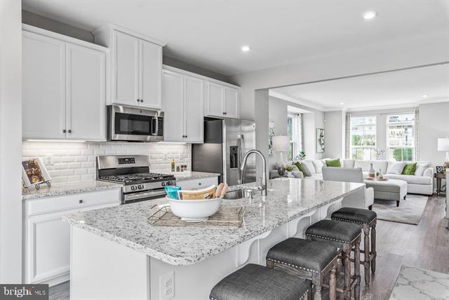 2244 WATERFRONT WAY, Baltimore, MD 21230