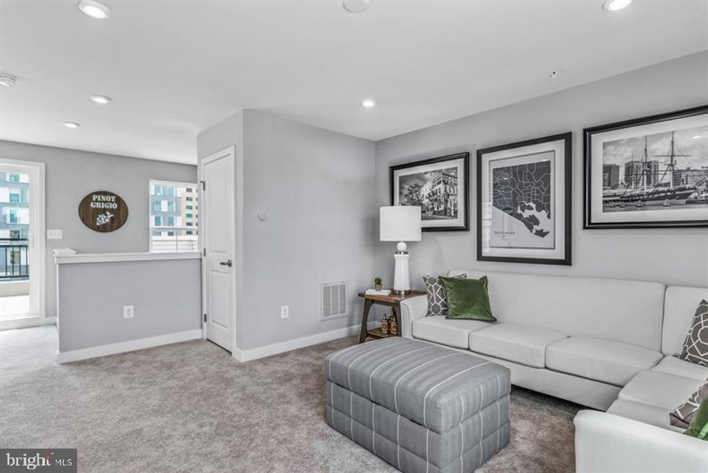 Image 18 of property listing at 2244 WATERFRONT WAY, Baltimore, MD 21230