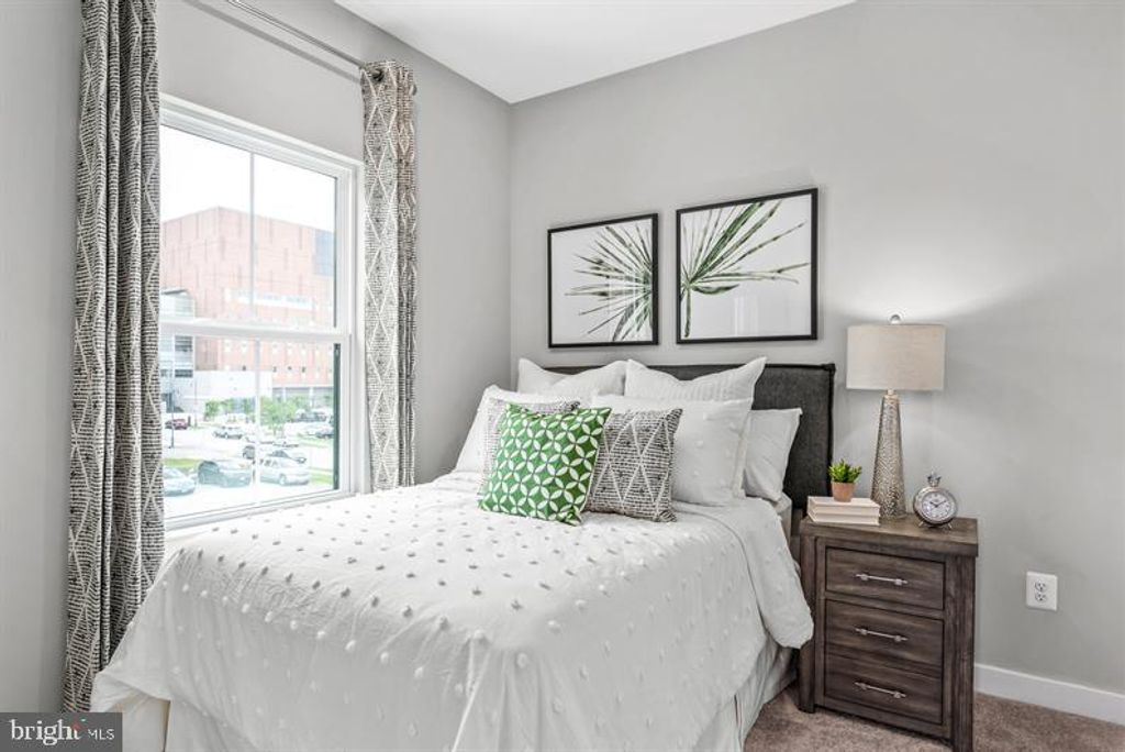 Image 21 of property listing at 2244 WATERFRONT WAY, Baltimore, MD 21230