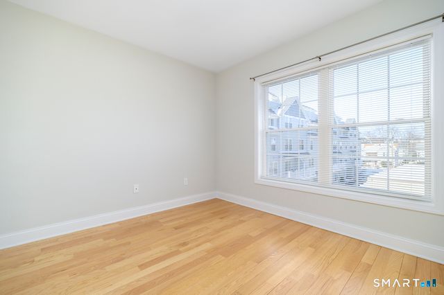 20 Third Street 12, Stamford, CT 06905