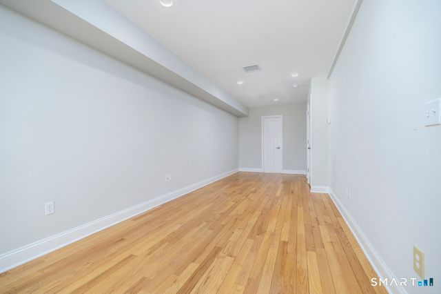 20 Third Street 12, Stamford, CT 06905