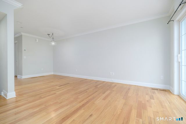 20 Third Street 12, Stamford, CT 06905