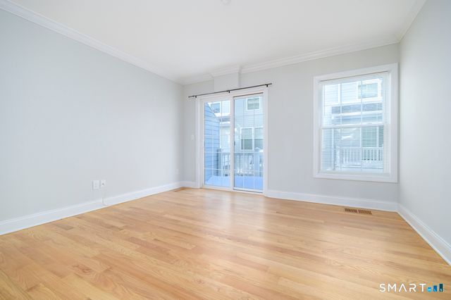 20 Third Street 12, Stamford, CT 06905