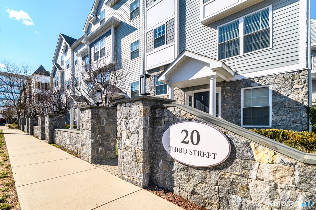 20 Third Street 12, Stamford, CT 06905