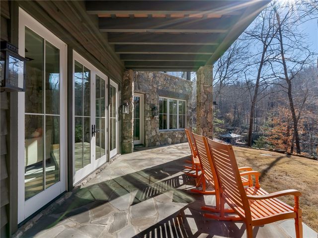 1067 Cliffs Vista Parkway, Six Mile, SC 29682