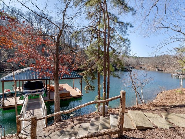 1067 Cliffs Vista Parkway, Six Mile, SC 29682