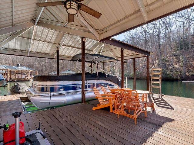 1067 Cliffs Vista Parkway, Six Mile, SC 29682