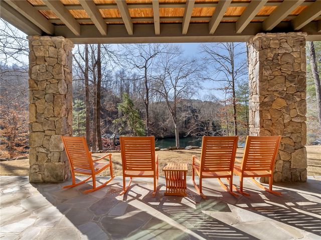 1067 Cliffs Vista Parkway, Six Mile, SC 29682