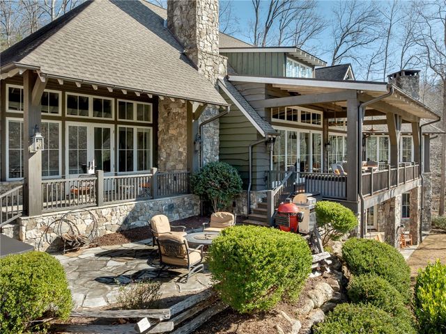 1067 Cliffs Vista Parkway, Six Mile, SC 29682