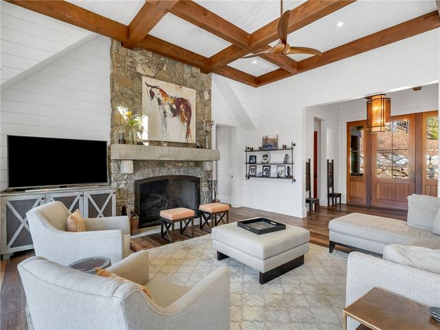 1067 Cliffs Vista Parkway, Six Mile, SC 29682