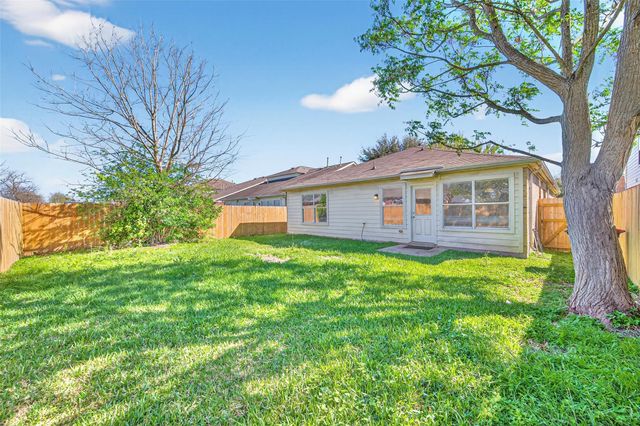 10614 Sugar Trace Drive, Sugar Land, TX 77498