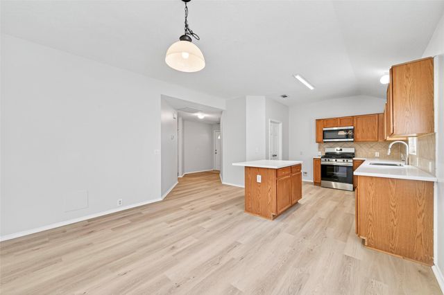 10614 Sugar Trace Drive, Sugar Land, TX 77498