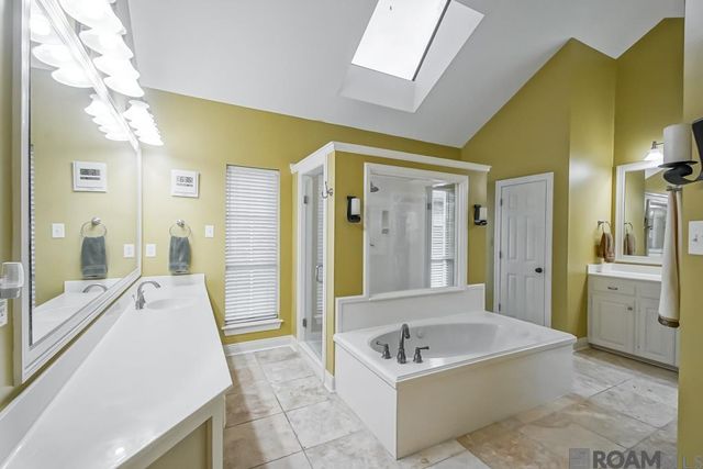 622 Plantation Ridge Ln, Baton Rouge, LA 70810