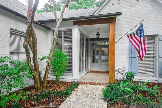 622 Plantation Ridge Ln, Baton Rouge, LA 70810