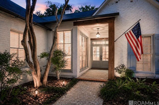 622 Plantation Ridge Ln, Baton Rouge, LA 70810