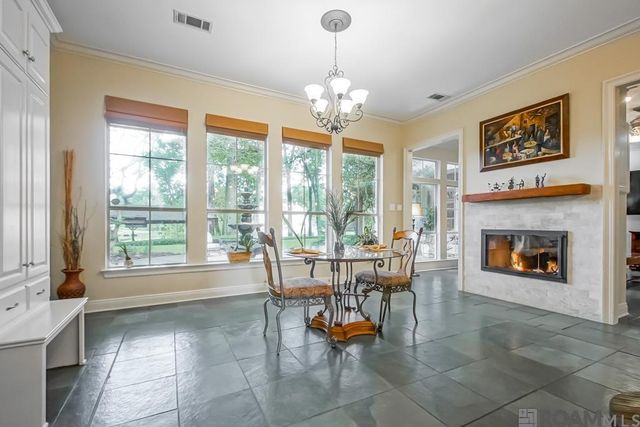 622 Plantation Ridge Ln, Baton Rouge, LA 70810